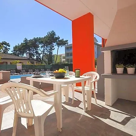 Hotel Spacious Flat With Pool View In